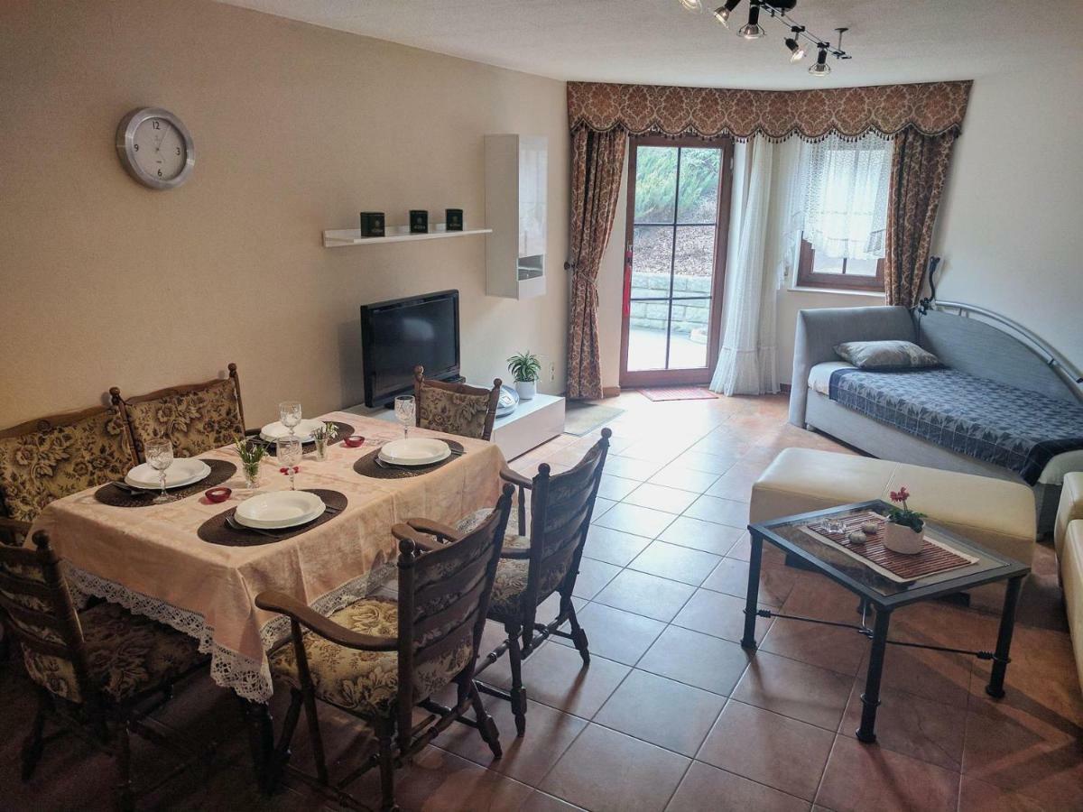 Ferienwohnung Mit Terrasse Grimma Esterno foto