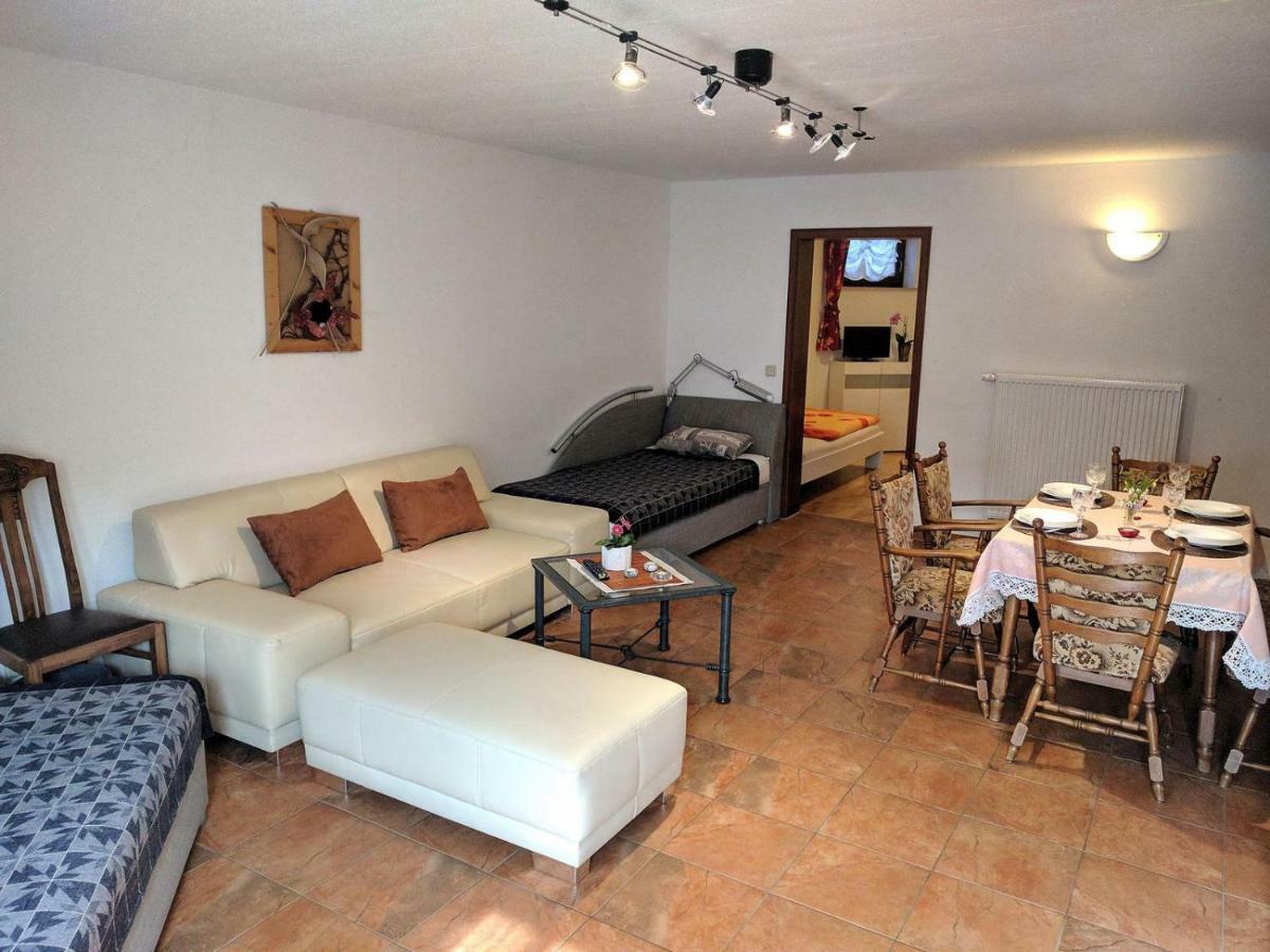 Ferienwohnung Mit Terrasse Grimma Esterno foto