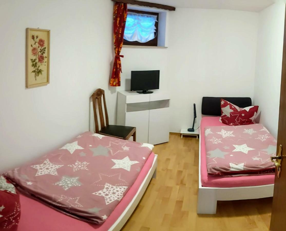 Ferienwohnung Mit Terrasse Grimma Esterno foto